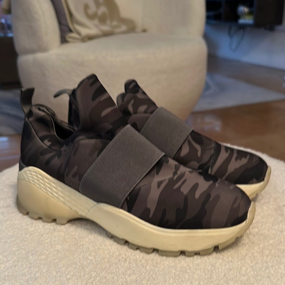 Camouflage Slip-On Sneakers